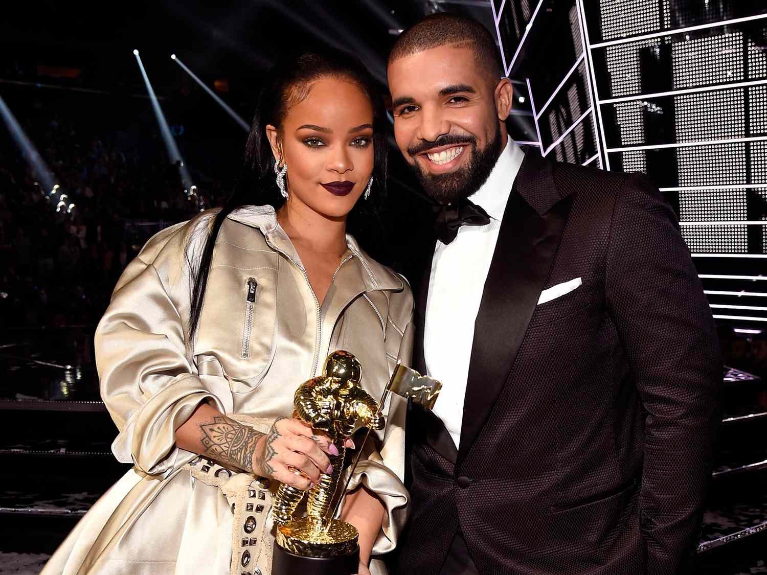 rihanna-drake